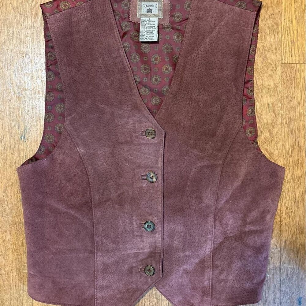 Unbranded Women's Burgundy and Red Gilet